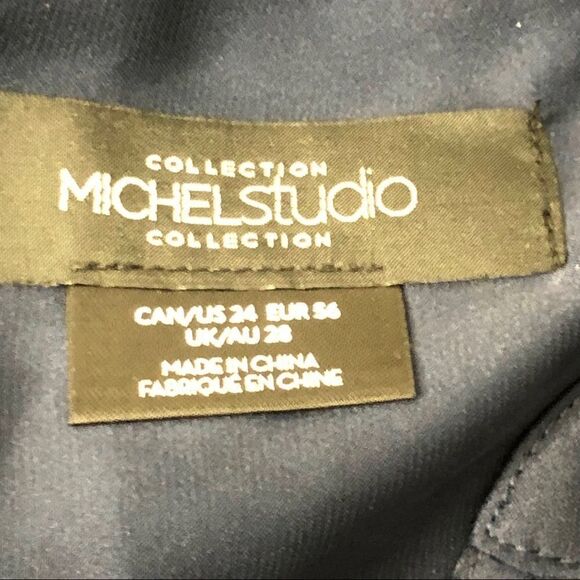 Size 24 Addition Elle Michel Studio Navy Blue Tunic top - Picture 5 of 5